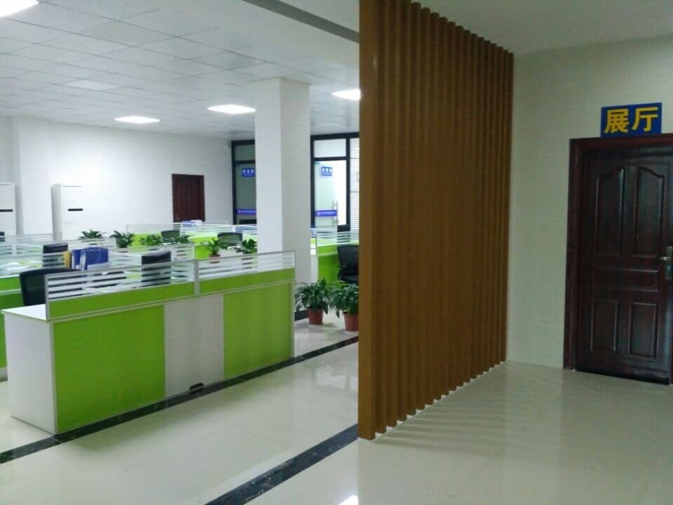 plastic extrusion profiles manufacturer